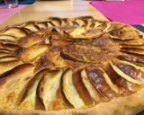 Une image de l'étape 2 de Tarte aux pommes au yaourt.