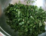 A picture of step 1 of Methi Mirchi Pakoda.