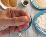 Foto del paso 1 de la receta: Cachopollo de Chicote en freidora de aire versión saludable