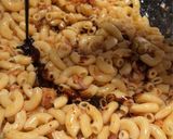Gambar langkah 3 resipi Macaroni Goreng Sos.