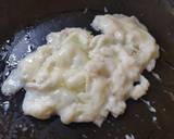 Stir fried shrimps with egg whites recipe step 8 photo
