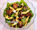 Foto del paso 4 de la receta: Ensalada de canónigos con frutos secos y aguacate