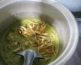 A picture of step 2 of Green Curry with Pork Shoulder.