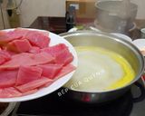 Hình bước làm 4 của món Cá ngừ đại dương nhúng sốt thơm