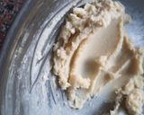 व्हॅनिला कुकीज (vanilla cookies recipe in marathi) रेसिपी स्टेप 2 फोटो 