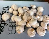 Une image de l'étape 7 de Champignons de Paris à l’ail frais, crème et coriandre.