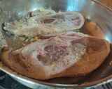 Foto del paso 1 de la receta: Chuleta a la olla