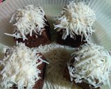 Foto langkah ke 6 dari resep Bolu Chocolatos Simple.
