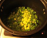Foto del paso 2 de la receta: Arroz que no es y berenjenas fritas con Roque