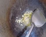 Foto langkah ke 2 dari resep Udang Tumis Kecap.