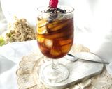 Foto langkah ke 3 dari resep Coke Float.