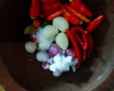 Foto langkah ke 1 dari resep Ikan bumbu pedas.