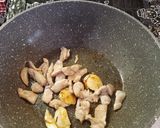Foto langkah ke 3 dari resep Kale Curly Tumis Ayam.
