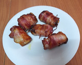 Foto del paso 3 de la receta: Rollitos de dátiles y bacon al horno