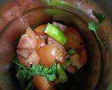 A picture of step 1 of Dhaniya chutney.