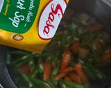 Foto langkah ke 2 dari resep Sup Ayam Sayur.
