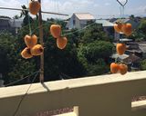 Hình bước làm 2 của món Hồng treo gió