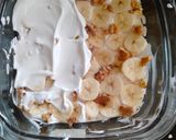 A picture of step 2 of Walnut banana pudding.