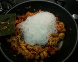 Foto del paso 5 de la receta: Fideos de arroz (noodles) con gambas