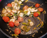 Foto del paso 4 de la receta: Espaguetis con espárragos y gambas