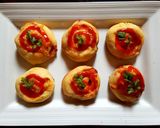 A picture of step 4 of Easy pizza Buns.
