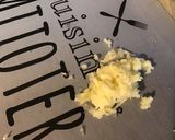 Une image de l'étape 4 de Fricassée de champignons de Paris à l'ail et persil.
