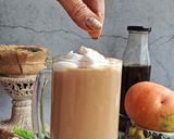 A picture of step 4 of Pumpkin spice latte.