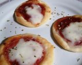 A picture of step 3 of #214 Light Puff Pastry Mini Pizzas.