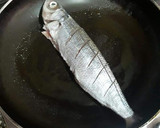 Foto del paso 3 de la receta: Boga de bajura a la plancha torrada con picadillo