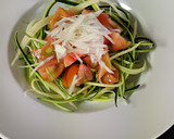 Foto del paso 4 de la receta: Ensalada de espaguetis de calabacín