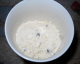 Foto del paso 1 de la receta: Mini tortita o bizcochuelo en taza rápido