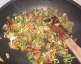 Foto langkah ke 3 dari resep Tumis tempe kacang panjang menggoda.