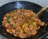 Foto langkah ke 3 dari resep Udang saus padang ala resto (seafood).