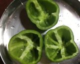 A picture of step 4 of Stuffed Capsicum.