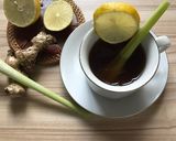 Foto langkah ke 3 dari resep Teh Jahe Serai Lemon.