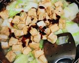 Foto langkah ke 5 dari resep Tumis sawi dan tahu putih.