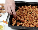 Foto del paso 3 de la receta: Garbanzos Especiados en Ensalada