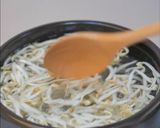 Foto langkah ke 3 dari resep Kongnamul Guk / Sup Tauge Korea.