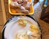 A picture of step 1 of Chicken Tinola.