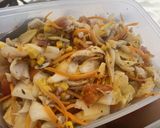 Foto del passaggio 7 della ricetta Insalatona fresca da portapranzo