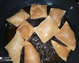 A picture of step 3 of Mandazi.