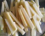 फ्रेंच फ्राइज विद चीज़ सॉस (French Fries with Cheese sauce recipe in Hindi) रेसिपी चरण 1 फोटो