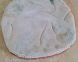 A picture of step 4 of Aloo Paratha.