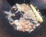 Foto langkah ke 2 dari resep Nasi uduk goreng.