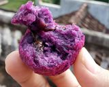 Foto langkah ke 6 dari resep Bola bola ubi ungu isi coklat keju.