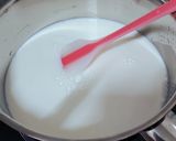 A picture of step 1 of Milk Pudding (Pure Milk Version, No Cream).