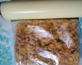 Foto langkah ke 5 dari resep Crunchy corn flake cookies.