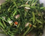 Foto langkah ke 6 dari resep Tumis Kangkung.