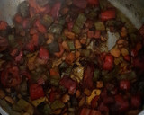 Foto del paso 5 de la receta: Alubias y sus sacramentos olla express