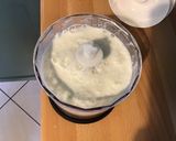 Une image de l'étape 3 de Sauce au yaourt, épices, fines herbes et oignon.